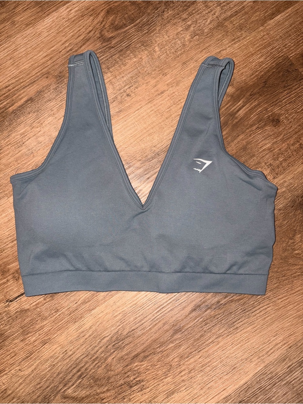 Gymshark Deep V Padded Sports Bra — Gray
